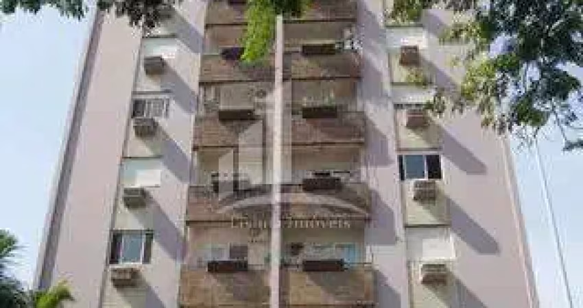 Apartamento mobiliado com 3 quartos no Centro!
