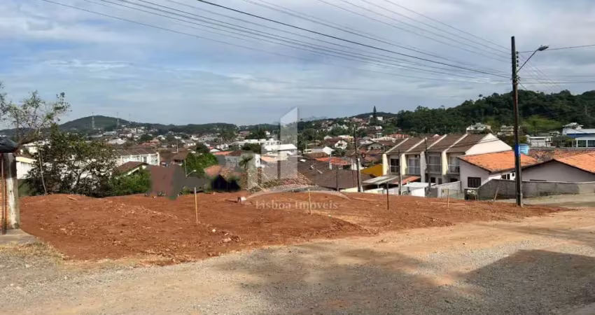 Terreno de esquina 17m x 30m no bairro petrópolis !!