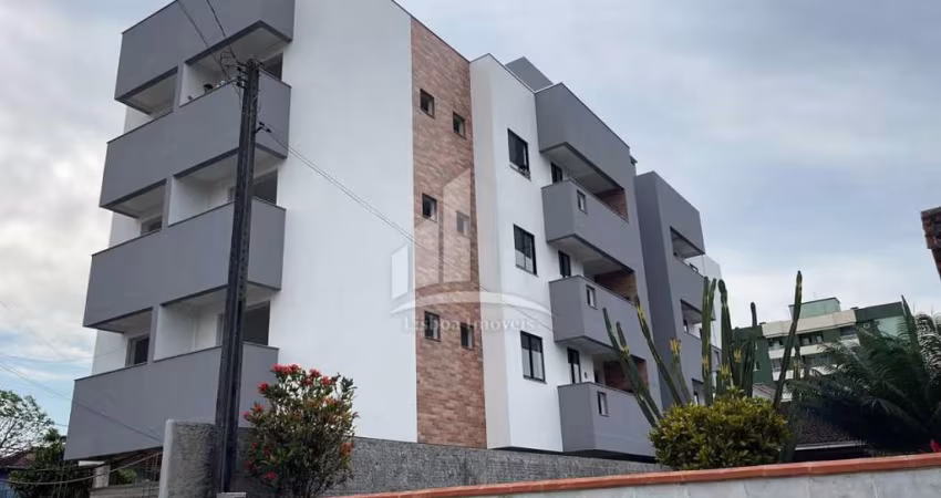 Apartamento 01 Quarto + 01 Suíte, Sacada com Churrasqueira e bem localizado no bairro Costa e Silva !!