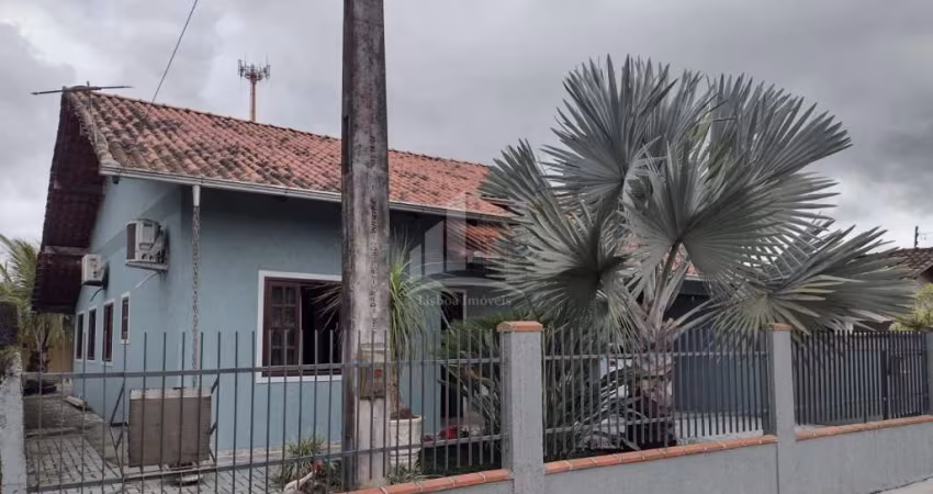 Casa com 3 quartos no Morro do Meio