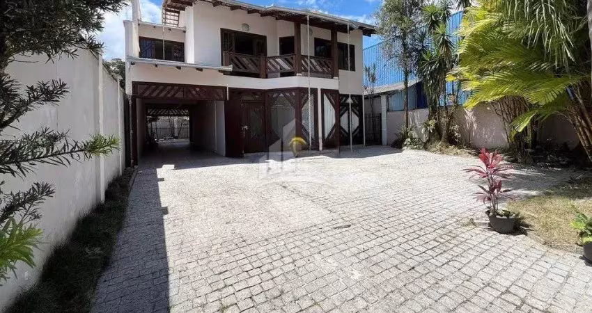 Casa com 4 quartos à venda na Rua Santa Catarina, Santa Catarina, Joinville