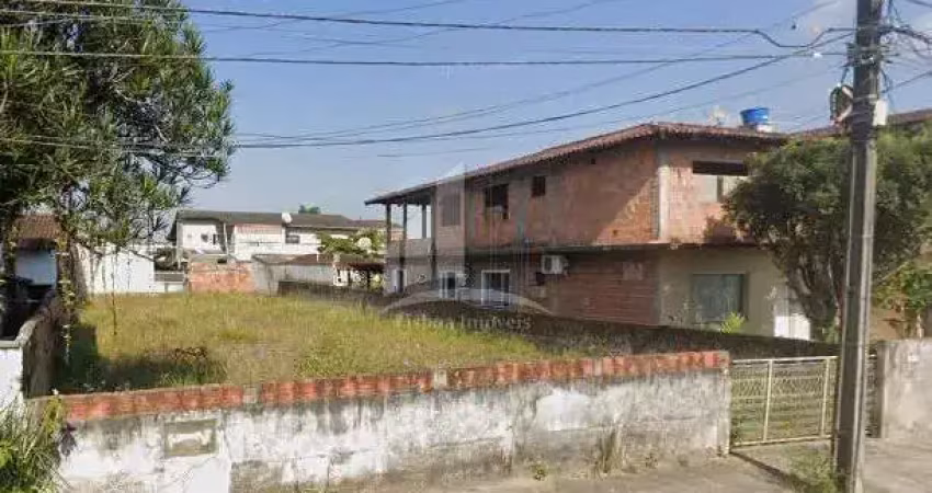 Terreno à venda na Rua São Vicente, Boa Vista, Joinville