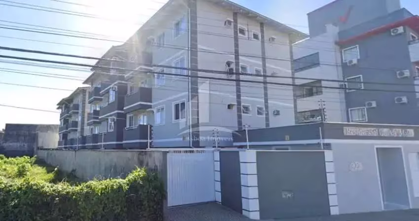 Apartamento semimobiliado no Santo Antônio!