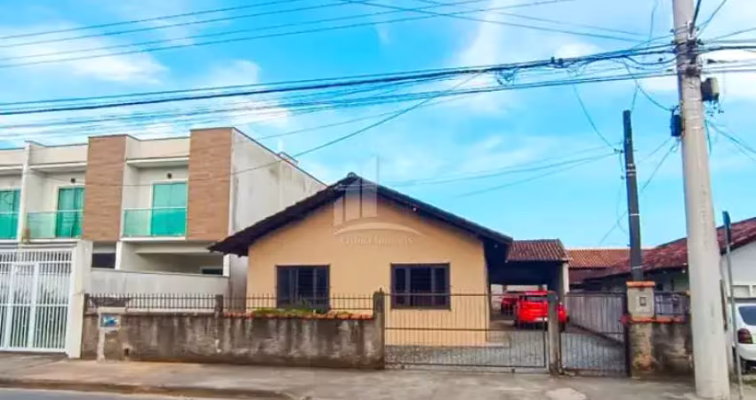 Casa com 3 quartos à venda na Rua Tuiuti, 2684, Aventureiro, Joinville