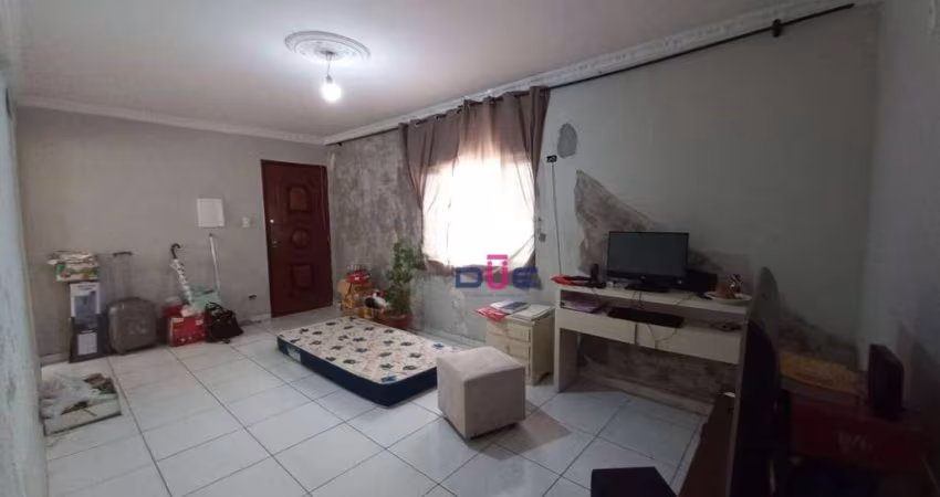 Apartamento no BNH Térreo plano 4 - 3 dormitórios grandes e estacionamento murado à venda, 72 m² por R$ 318.000 - Aparecida - Santos/SP