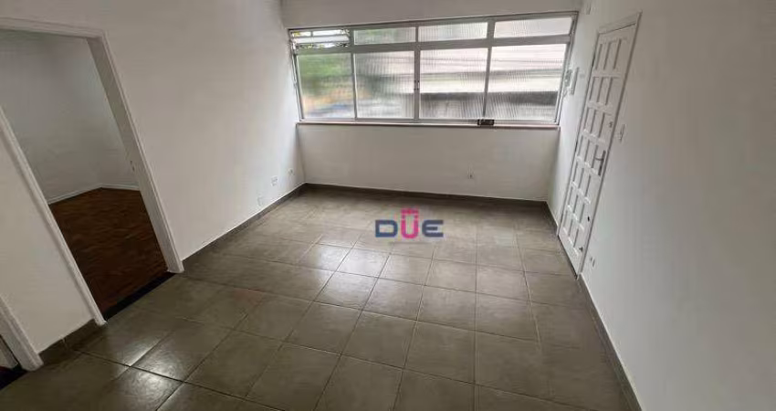 Apartamento com 2 dormitórios em 1 andar de frente com garagem box privativa  à venda, 76 m² por R$ 424.000 - Vila Matias - Santos/SP