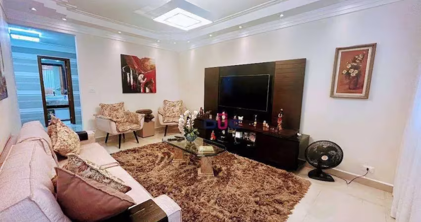 Casa com 3 dormitórios à venda, 277 m² por R$ 1.850.000 - Campo Grande - Santos/SP