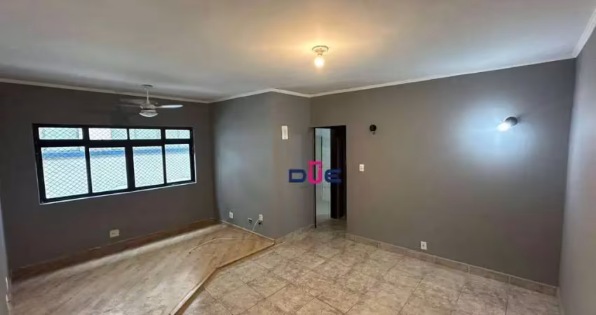 Apartamento 2 dormitórios, com 1 vaga coletiva, no boqueirão, ao lado da unisanta
