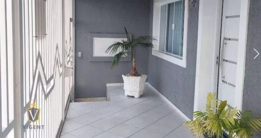 Casa Térrea a Venda com Edícula