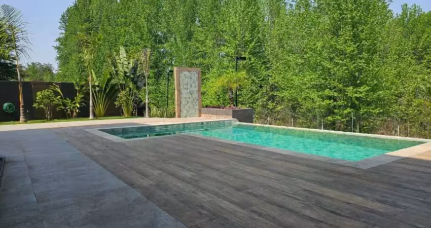 Casa com piscina a venda no comdomínio terras de jundiaí em jundiaí-sp