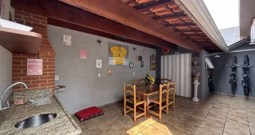 Casa com 3 quartos à venda na Rua Cica, Vila Garcia, Jundiaí