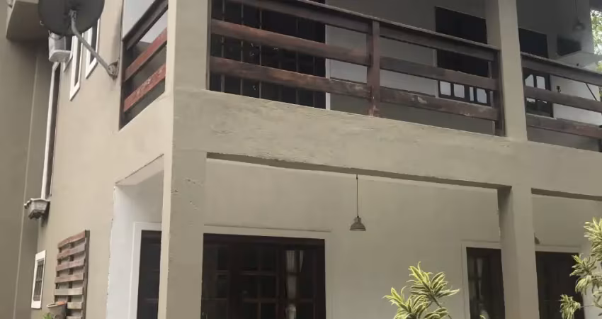 Casa em condomínio fechado com 4 quartos para alugar na Estrada da Boca do Mato, 825, Vargem Pequena, Rio de Janeiro