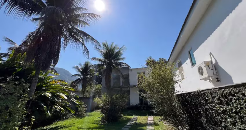 Casa em condomínio fechado com 3 quartos à venda em Vargem Grande, Rio de Janeiro 
