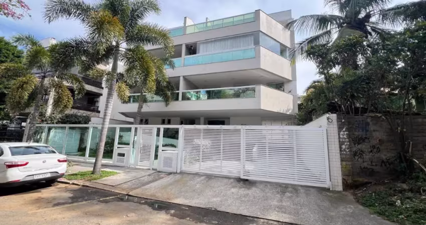 Recreio  locação belíssima  cobertura 3 suítes com dependência