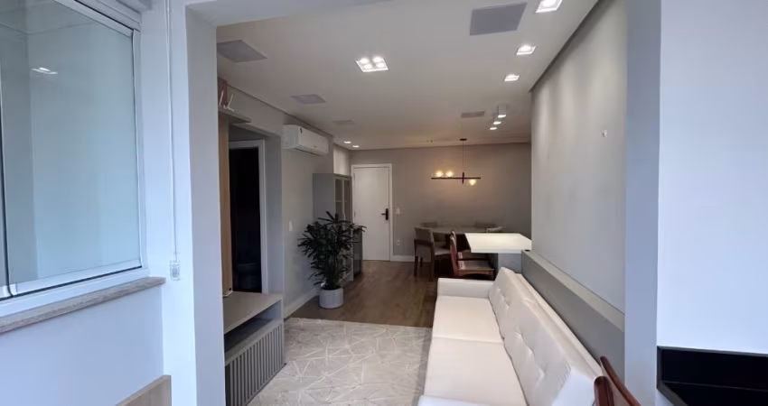 Apartamento Finamente Mobiliado e Decorado - Pronto para Morar!