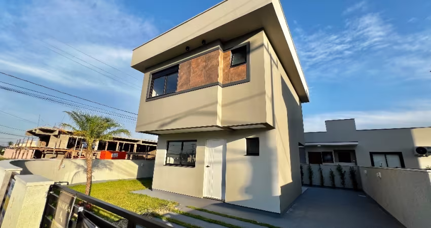 Excelente Sobrado em Terreno de Esquina no Bairro Vale Verde!