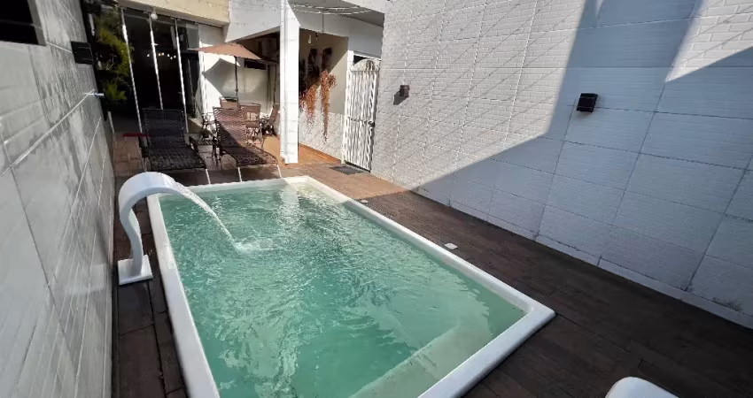 Casa com 5 quartos à venda no Forquilhas, São José 