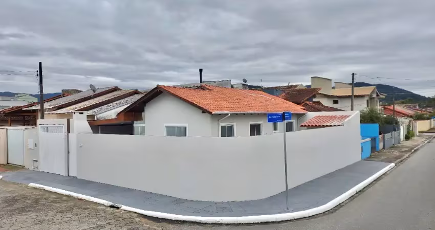 Casa com 2 quartos à venda no Forquilhas, São José 