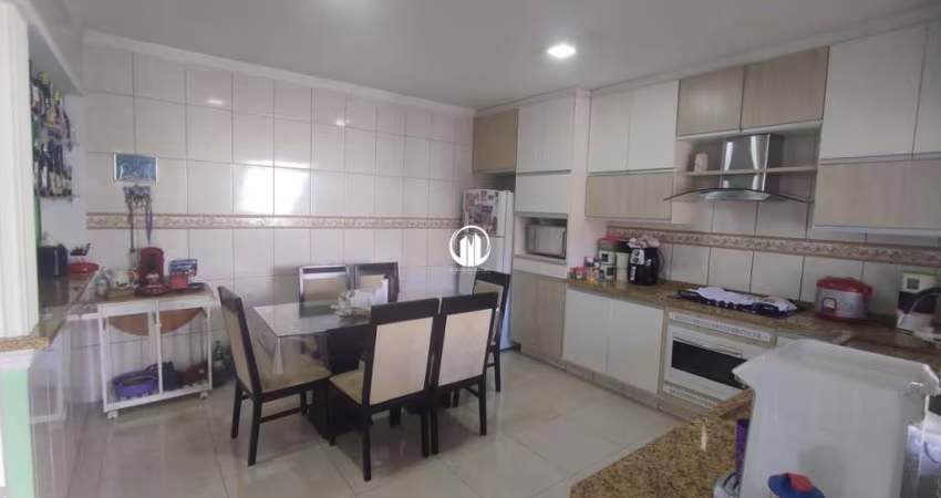 Casa com 3 quartos sendo 1 suíte - Parque Residencial Jundiaí II