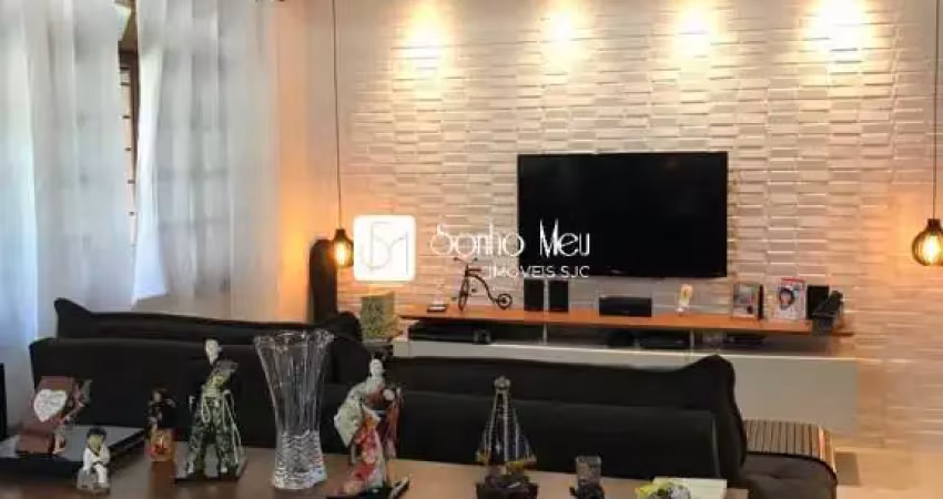 Venda Casa Térrea 3 dormitórios - Jardim Esplanada - Zona Oeste - SJC - SP