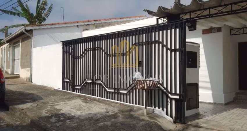Excelente casa com3 dormitorios suite, no conjunto São Benedito, em otimo estado de conservação toda em porcelanato, aceita permuta por apartamento
