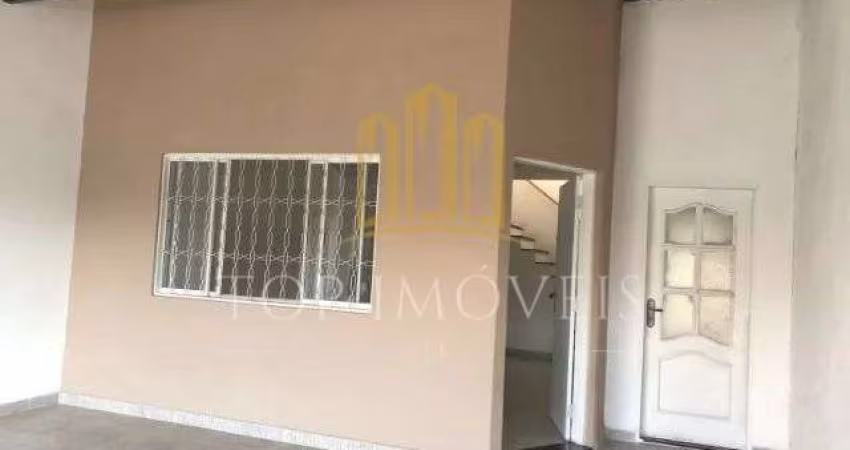 Linda Casa Localizada no Bosque dos Ipes com 3 dormitorios e 1 suite