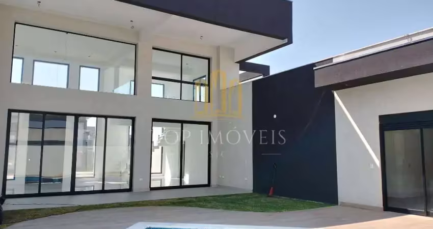 Casa Térrea de Alto Padrão no Condomínio Mont Blanc - Modernidade e Conforto em 770m²