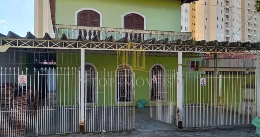 Espacosa casa tres dormitorios, suite ,com edicula no melhor local da vila industrial