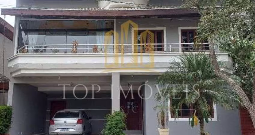 **Lindo Sobrado à Venda em Urbanova!**  Apresentamos este maravilhoso sobrado com 5 dormitórios, sendo 4 suítes, ideal para famílias que buscam conforto e espaço. Localizado em uma das regiões mais va