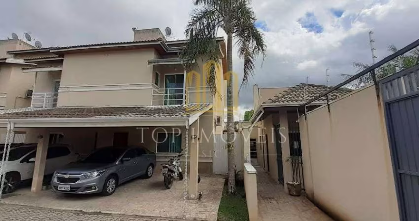 Maravilhoso sobrado triplex com 4 dormitórios no condominio Vistta