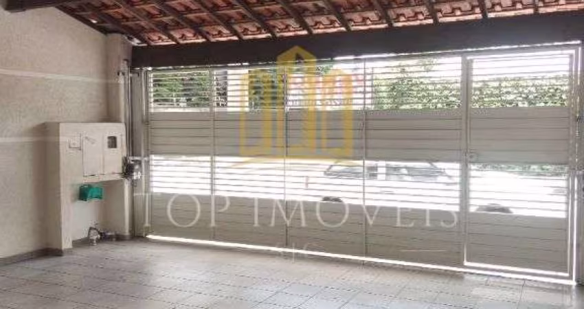 Casa Ampla com 4 Dormitórios (2 Suítes), Churrasqueira e Ótima Localização – Próxima ao Shopping Oriente!