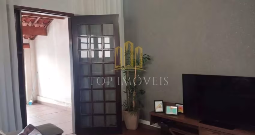 Casa de 3 quartos sendo 1 suíte no Jardim Santa Inês