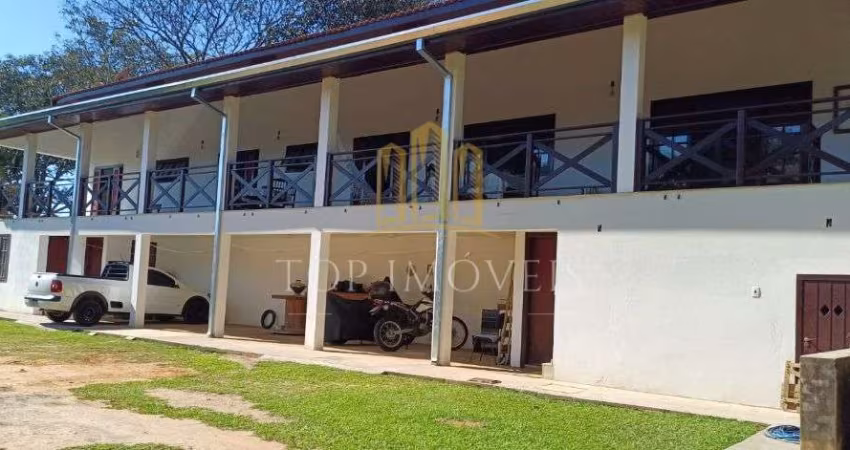 Belissima Chacara duas Casas 360m² de Construção 2600m² de Terreno Ótima Localização e Acabamento.