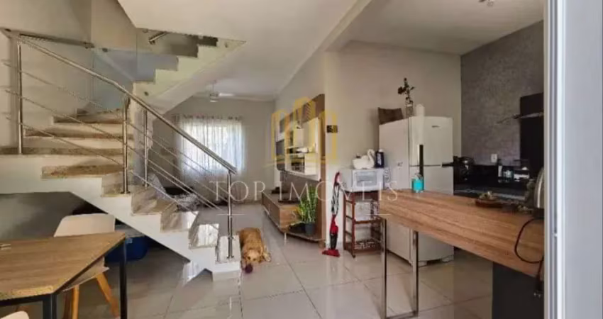 Seu refugio perfeito em um charmoso condominio! encante-se com esta bela casa de 3 dormitorios, sendo 1 suite.