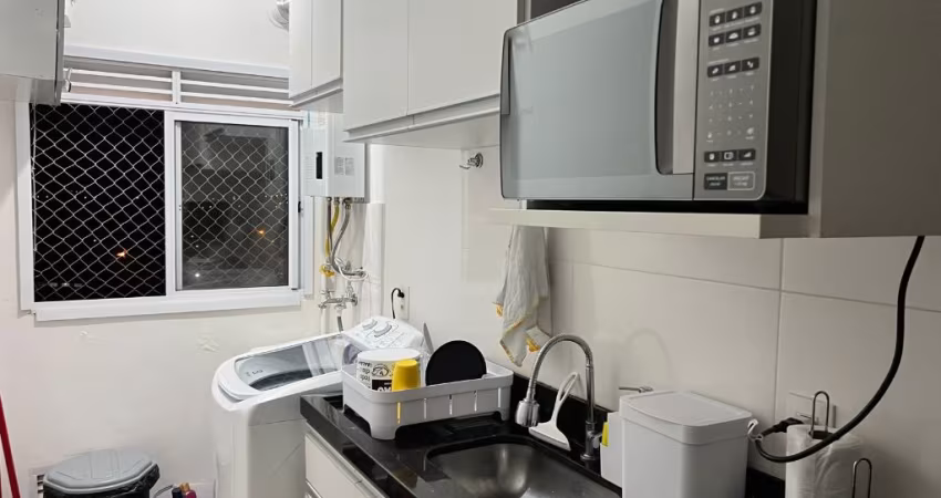 Apartamento Condomínio Vila Flora.