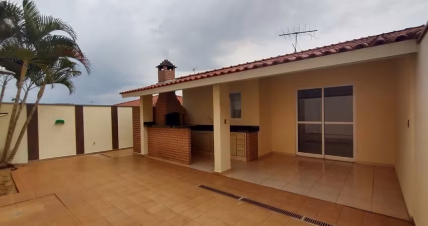 Casa Condomínio Belvedere.