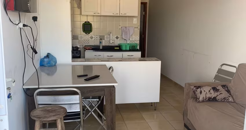 Apartamento com ótima localização no centro de Matinhos