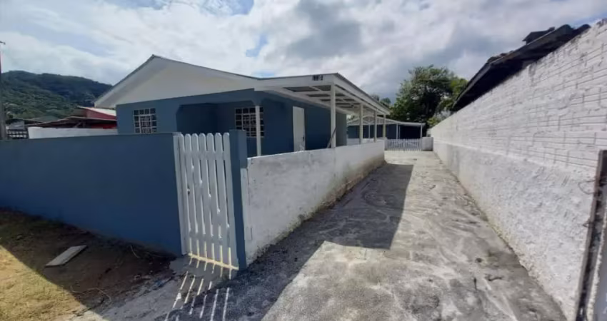 Casa com 2 quartos para alugar na Avenida Paranaguá, 123, Sertãozinho, Matinhos