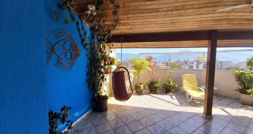 Apartamento - Padrão, para Venda em Ubatuba/SP