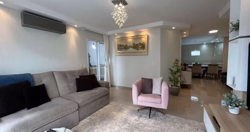 Apartamento - Padrão, para Venda em Ubatuba/SP