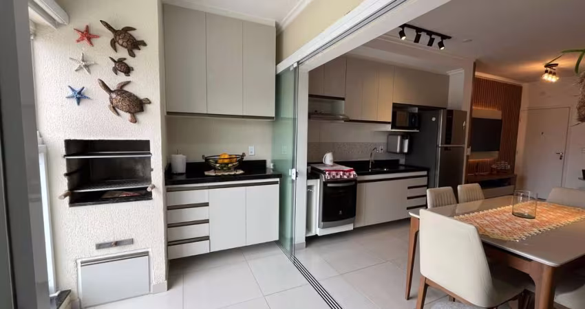 Apartamento - Padrão, para Venda em Ubatuba/SP