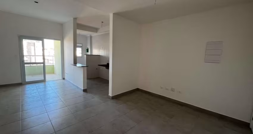 Apartamento - Padrão, para Venda em Ubatuba/SP