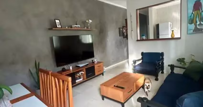Casa com 2 quartos à venda na Rua Comercial, 100, Estufa II, Ubatuba