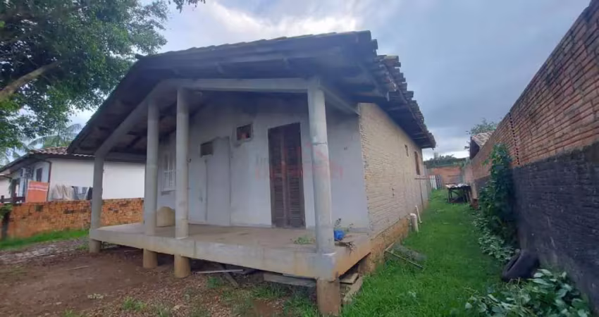 Casa à venda na Travessa Pomerode, Boa Vista, Criciúma