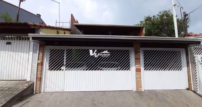 LINDÍSSIMA CASA TÉRREA DISPONÍVEL PARA VENDA EM GUARULHOS COM 03 VAGAS DE GARAGEM E TERRAÇO GOURMET