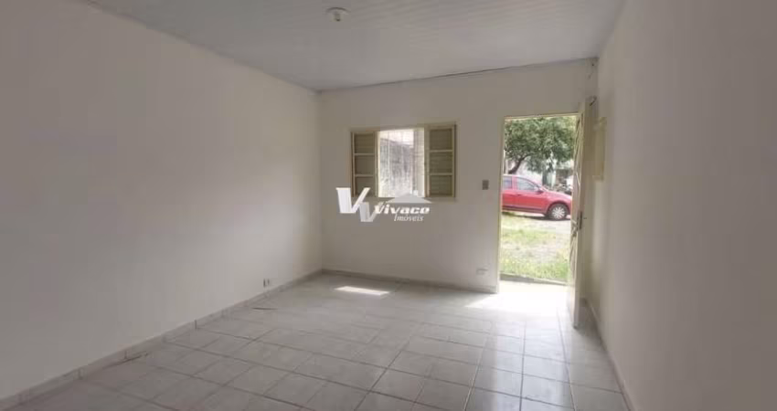 LINDA CASA TÉRREA DISPONÍVEL PARA LOCAÇÃO NA VILA MARIA.
