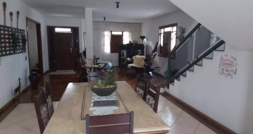 Casa Duplex à VENDA em  MATA DA PRAIA, VITÓRIA - ES