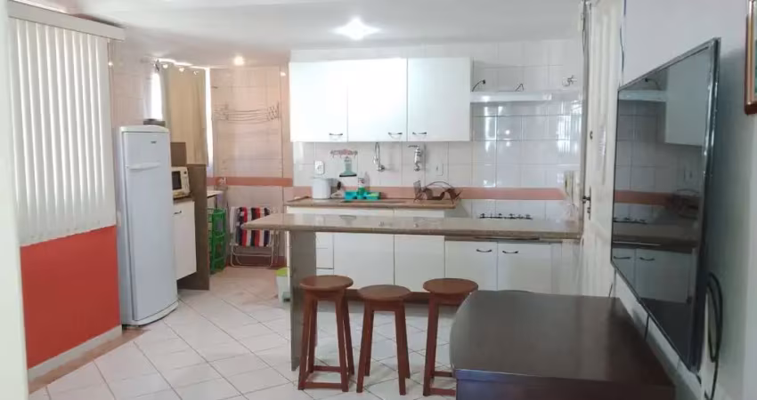 Apartamento à venda na praia do morro em guarapari-es: 1 quarto, 1 sala, 2 banheiros, 1 vaga de garagem!