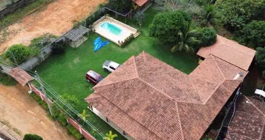 Chácara à venda com casa, piscina, espaço gourmet, próximo a praia do morro em guarapari-es - 2.520 m² de lazer e conforto!