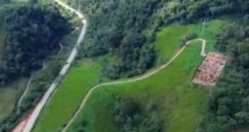 Propriedade à venda com 26,7 hectares, margeando a br 101, rio grande, pau d?óleo, guarapari/es